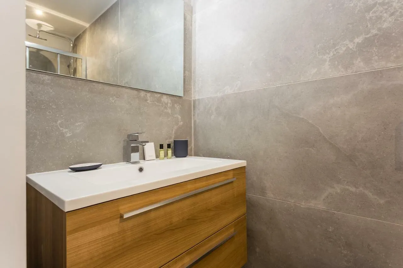 Cmg Rivoli/ Notre-Dame I Apartment Paris